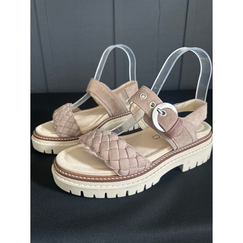 Naot Grove Backstrap Chunky Sandal in Almond Suede Size US 6 EU 37